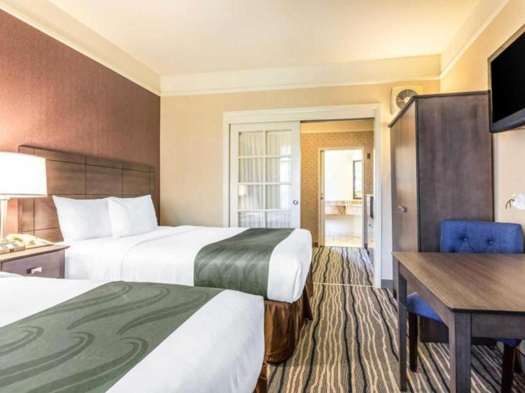 Ramada Suites By Wyndham San Diego Ngoại thất bức ảnh