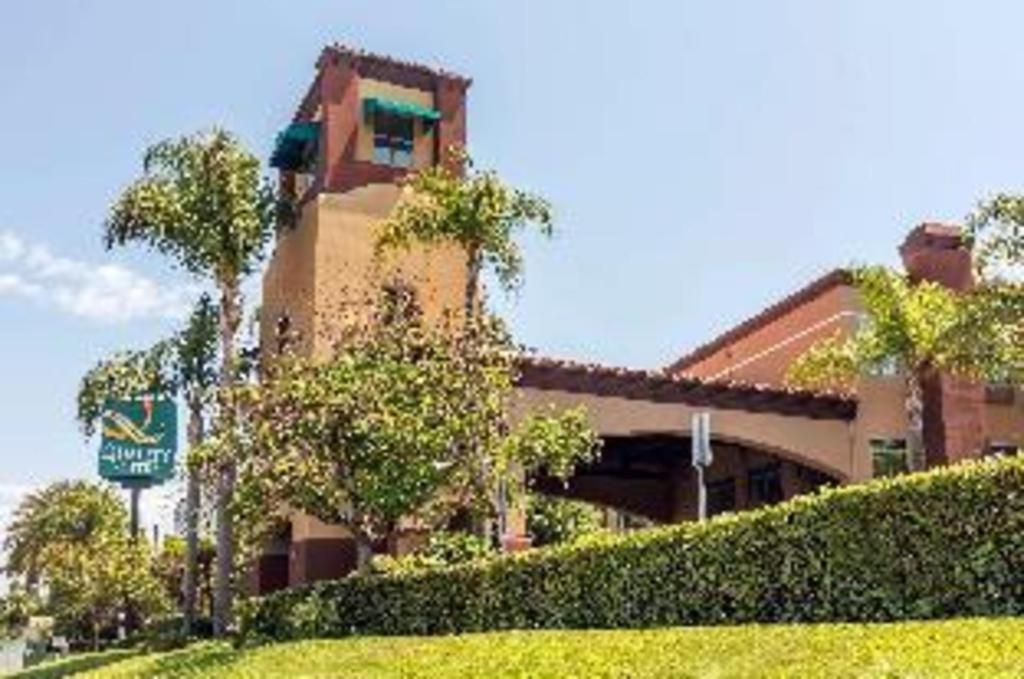 Ramada Suites By Wyndham San Diego Ngoại thất bức ảnh